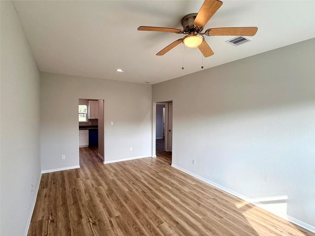 502 Ross Sterling Avenue A, Anahuac, TX 77514