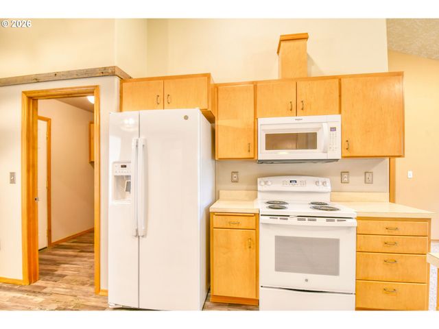 1614 Sw 3RD St, Pendleton, OR 97801