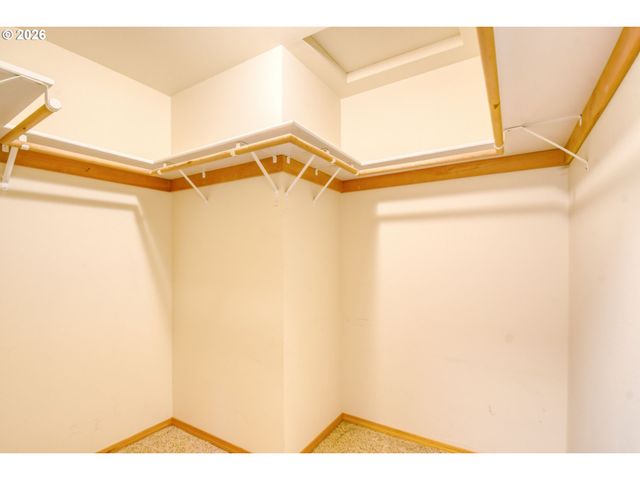 1614 Sw 3RD St, Pendleton, OR 97801