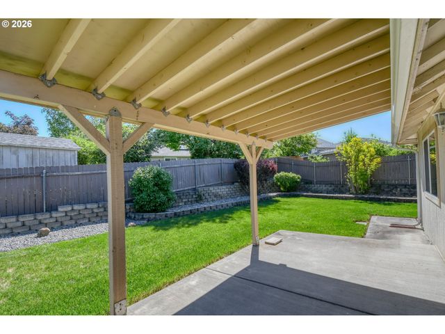 1614 Sw 3RD St, Pendleton, OR 97801