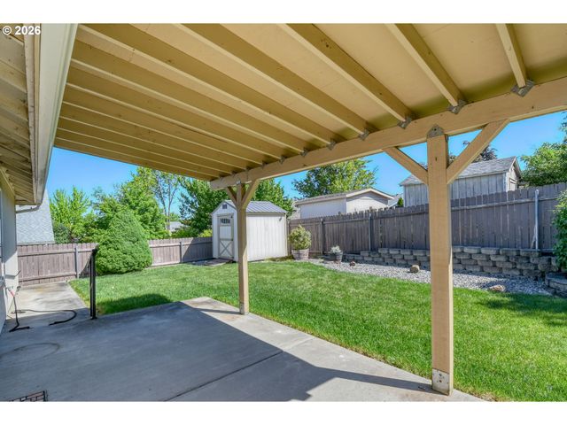 1614 Sw 3RD St, Pendleton, OR 97801