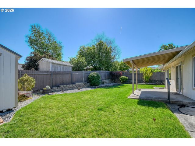1614 Sw 3RD St, Pendleton, OR 97801
