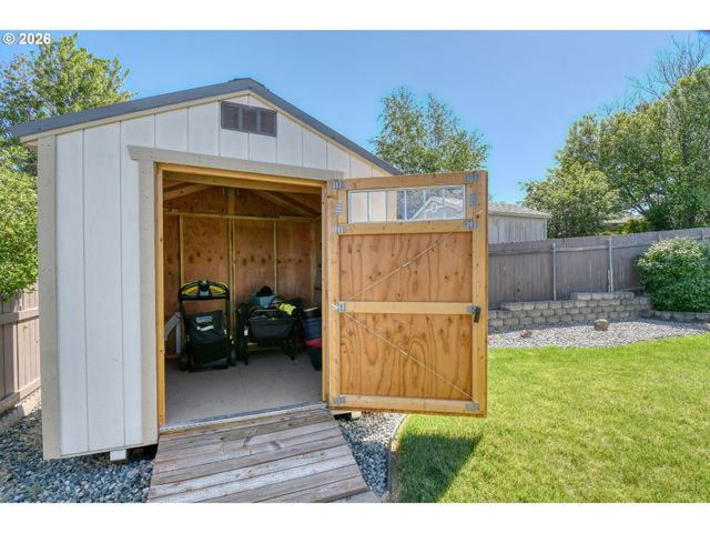 1614 Sw 3RD St, Pendleton, OR 97801