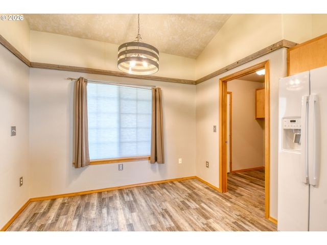 1614 Sw 3RD St, Pendleton, OR 97801