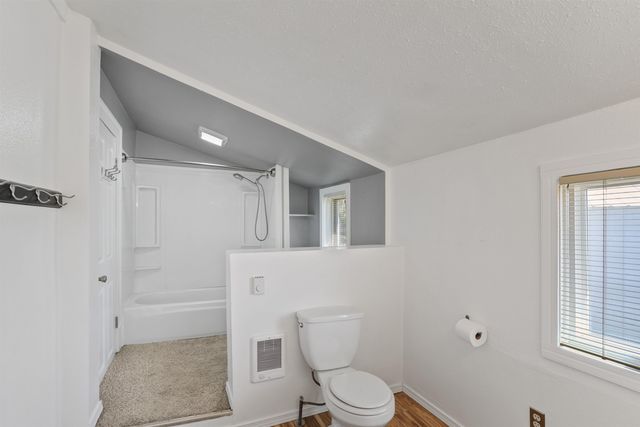 2030 N Perry St, Spokane, WA 99207