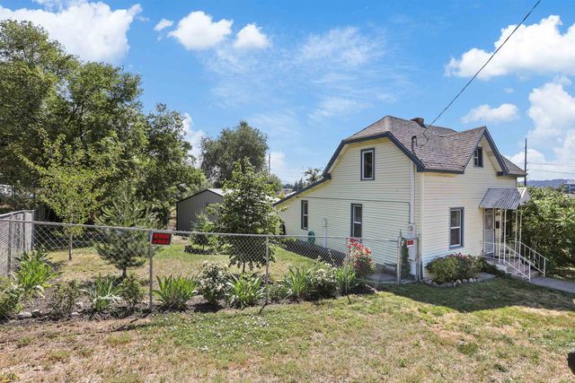 2030 N Perry St, Spokane, WA 99207