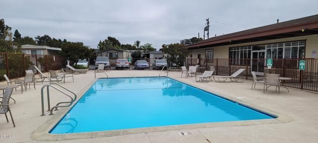 7465 Hollister 423, Goleta, CA 93117