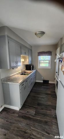 96 US HWY 67, Alexis, IL 61412