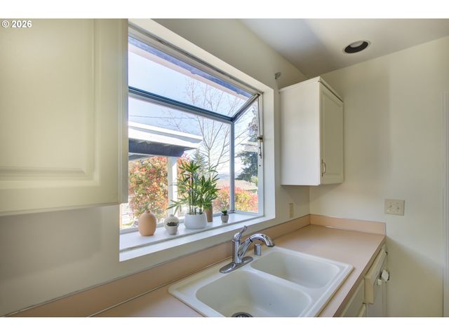 433 Nw 16TH Ave, Camas, WA 98607