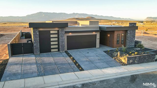 3140 GRAND STAIRCASE RD, Hurricane, UT 84737