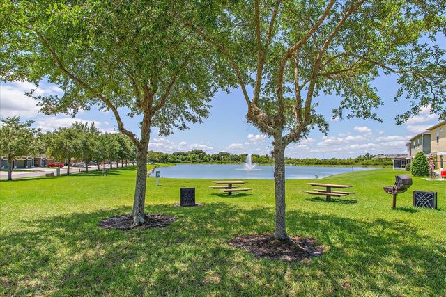 1532 BROKEN OAK DRIVE B, Winter Garden, FL 34787