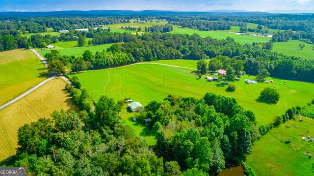 77 Bolton Road, Trenton, GA 30752