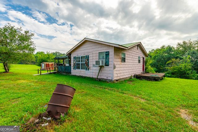 77 Bolton Road, Trenton, GA 30752