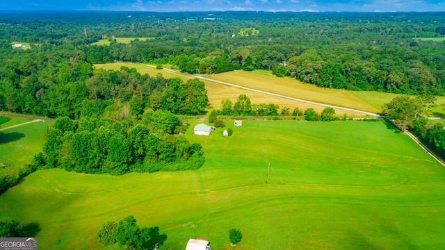 77 Bolton Road, Trenton, GA 30752