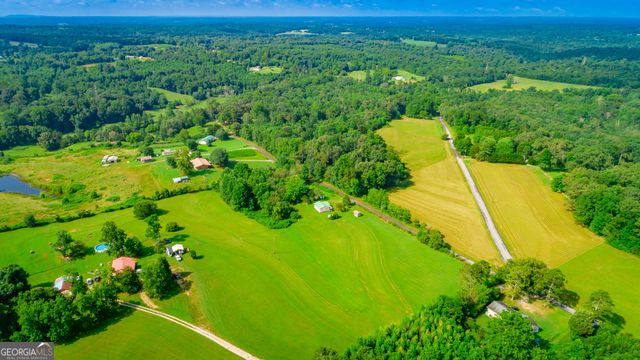 77 Bolton Road, Trenton, GA 30752