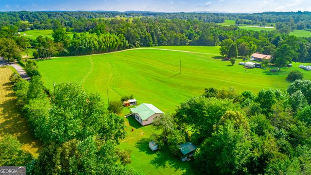 77 Bolton Road, Trenton, GA 30752