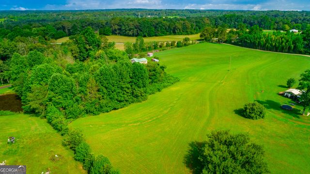 77 Bolton Road, Trenton, GA 30752