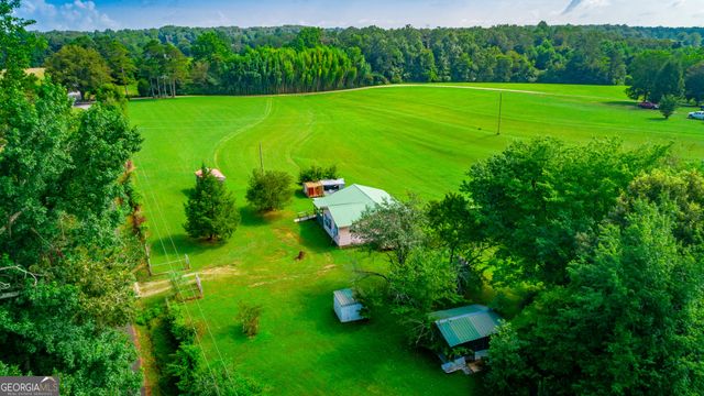 77 Bolton Road, Trenton, GA 30752