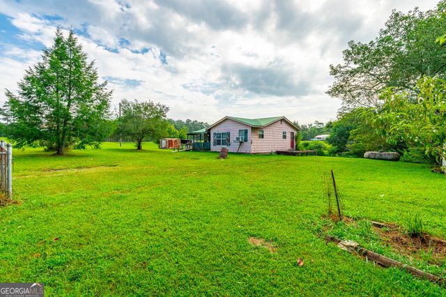 77 Bolton Road, Trenton, GA 30752