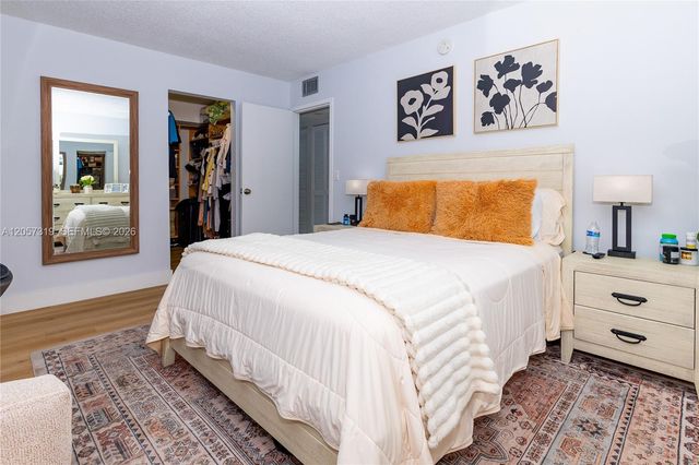 469 N Pine Island Road B308, Plantation, FL 33324