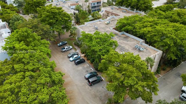 469 N Pine Island Road B308, Plantation, FL 33324