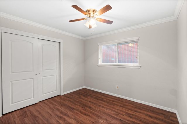 6338 Maple Hill Drive, Houston, TX 77088