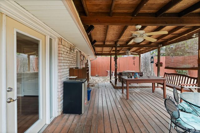 6338 Maple Hill Drive, Houston, TX 77088