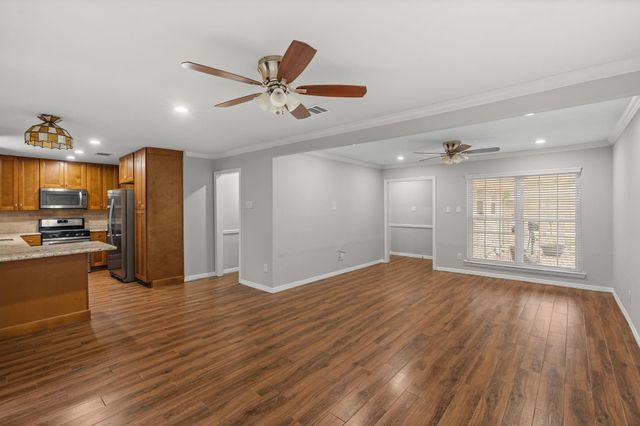 6338 Maple Hill Drive, Houston, TX 77088