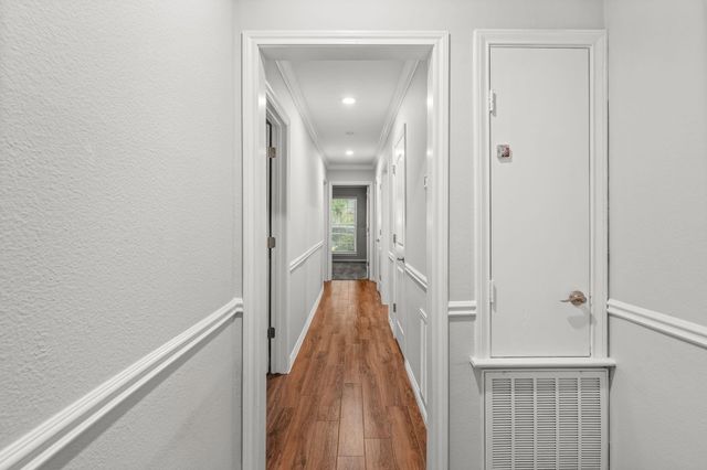 6338 Maple Hill Drive, Houston, TX 77088