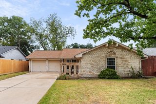 6338 Maple Hill Drive, Houston, TX 77088