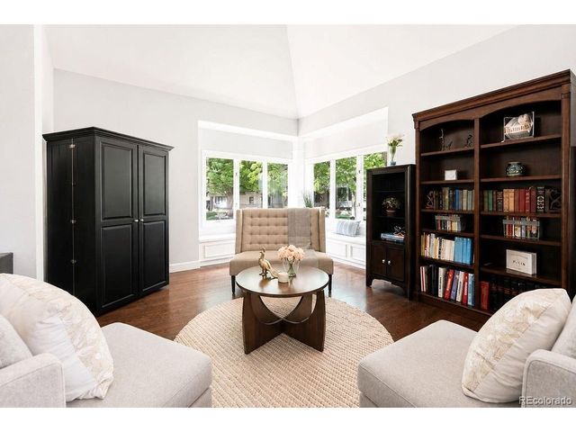 1332 Lark Ct, Boulder, CO 80303