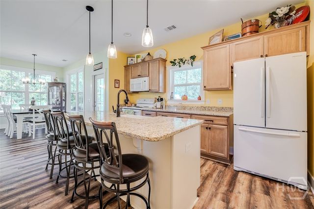 215 Lorenzo Hurst Road, Springfield, GA 31329