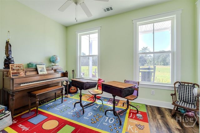 215 Lorenzo Hurst Road, Springfield, GA 31329