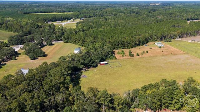 215 Lorenzo Hurst Road, Springfield, GA 31329