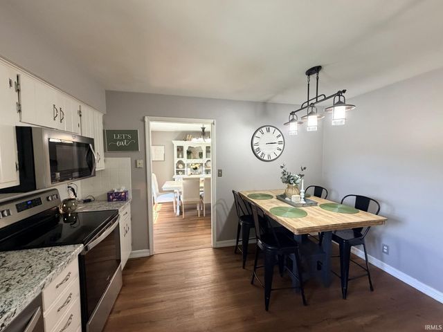 4355 E Birch Drive, Newburgh, IN 47630