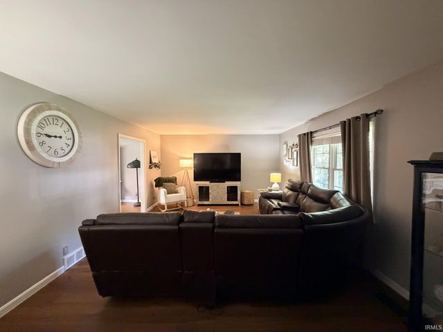4355 E Birch Drive, Newburgh, IN 47630