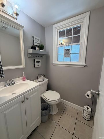 4355 E Birch Drive, Newburgh, IN 47630