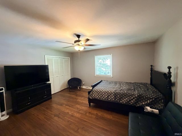 4355 E Birch Drive, Newburgh, IN 47630