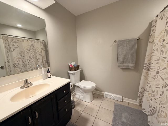 4355 E Birch Drive, Newburgh, IN 47630
