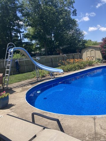 4355 E Birch Drive, Newburgh, IN 47630