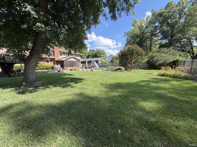 4355 E Birch Drive, Newburgh, IN 47630