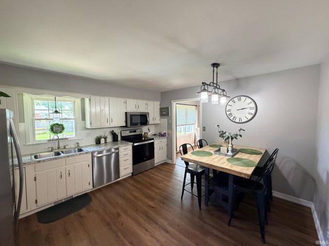 4355 E Birch Drive, Newburgh, IN 47630