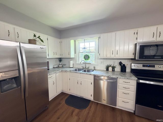 4355 E Birch Drive, Newburgh, IN 47630