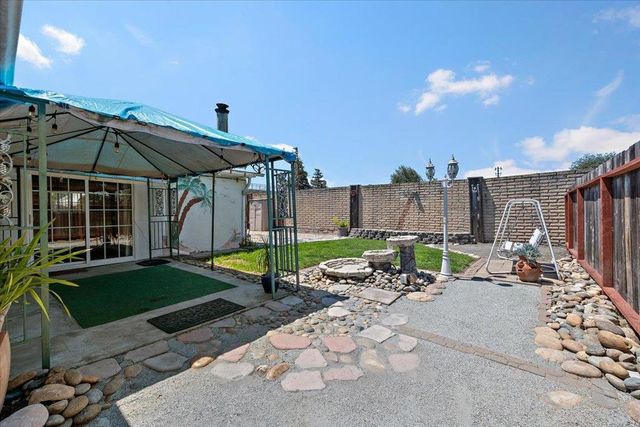 1181 Blazingwood Drive, Sunnyvale, CA 94089