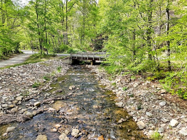 455 Chinquapin Road, Canton, NC 28716