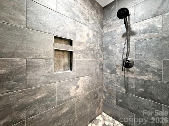 455 Chinquapin Road, Canton, NC 28716