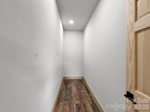 455 Chinquapin Road, Canton, NC 28716