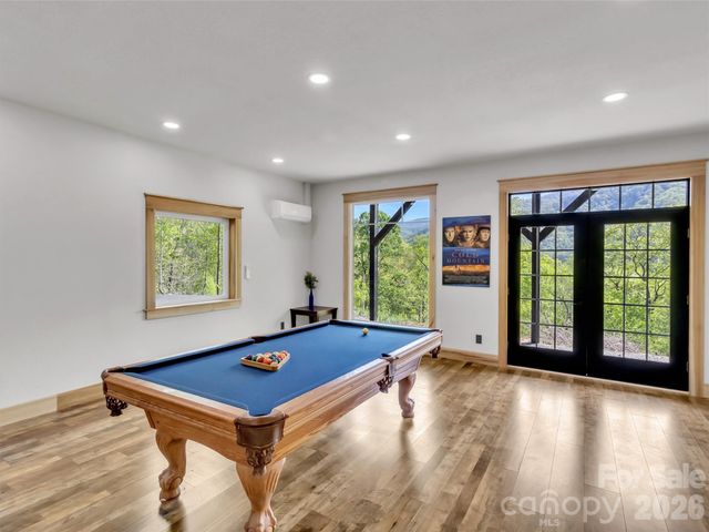 455 Chinquapin Road, Canton, NC 28716
