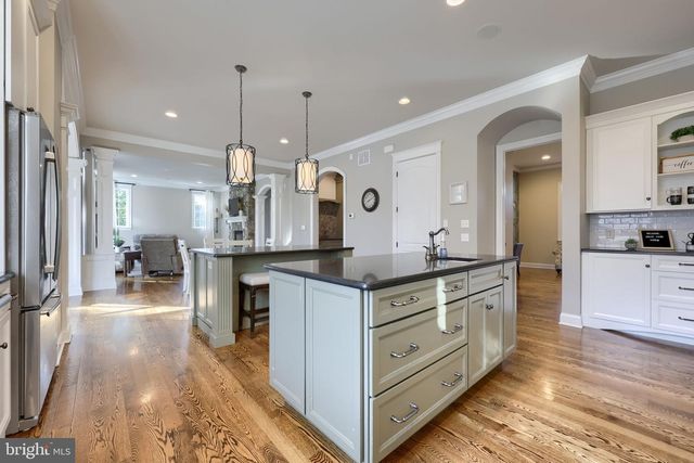 521 MEETINGHOUSE RD, Gap, PA 17527