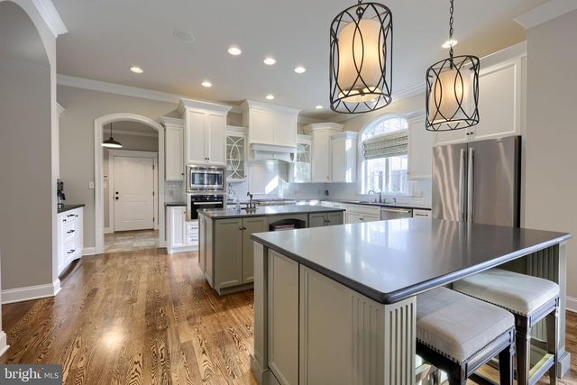 521 MEETINGHOUSE RD, Gap, PA 17527